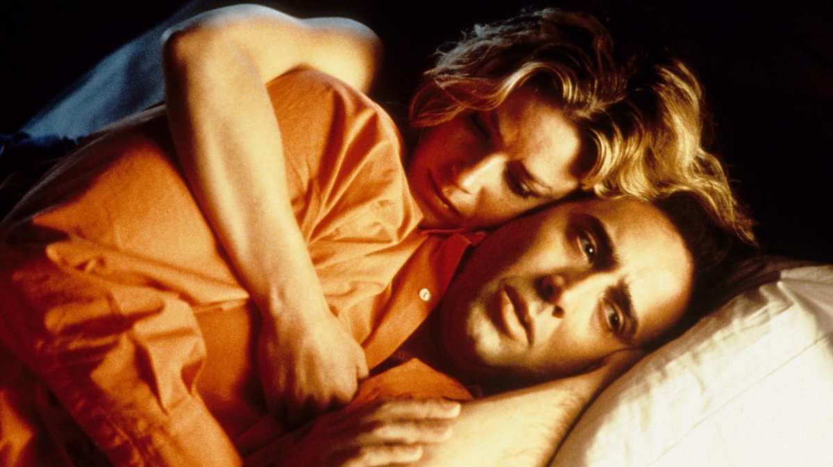 TrungTPhan's tweet image. Twitter now allows 4 in-line images in one tweet.

So, let me regale you with the story of when Nicolas Cage did on one of the greatest 4-film runs ever:

• Leaving Las Vegas (1995)
• The Rock (1996)
• Con Air (1997)
• Face/Off (1997)

Cage went from winning Best Actor in…