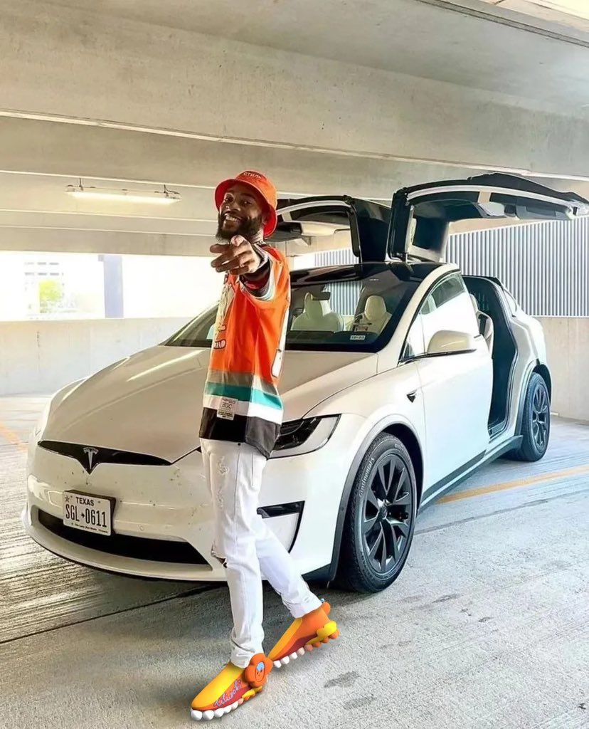 Here comes everyone, my buddy.

#Metaverse
#NFT
#Web3
#sneakerhead