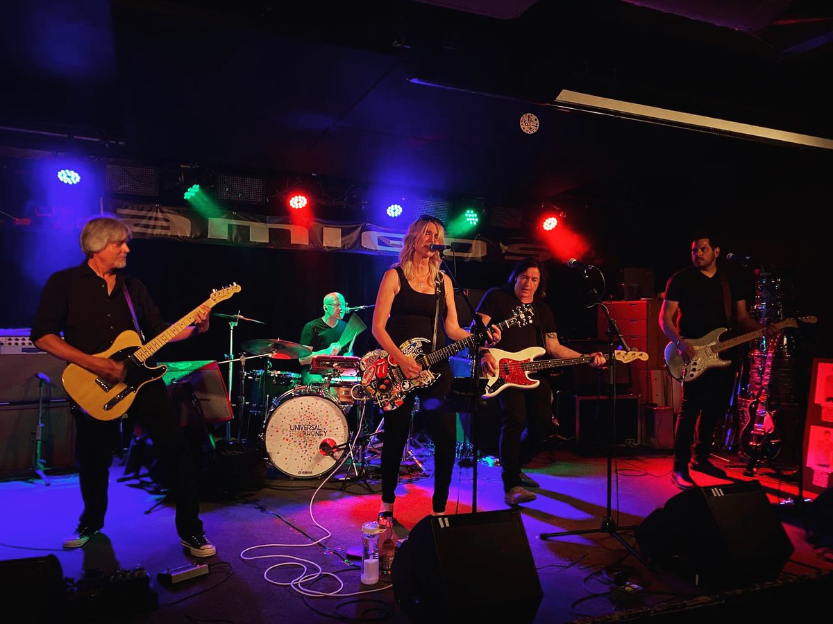 We had a great night on Friday at Amigos!!  Thanks to everyone that came out!!  🎸🎵 
 
Thanks to John Antoniuk from Smokekiller who played an awesome opening acoustic set that night!!  Check out his music on streaming services!!   
 
Thanks for the photo <a href="/johnantoniuk/">john antoniuk</a>
