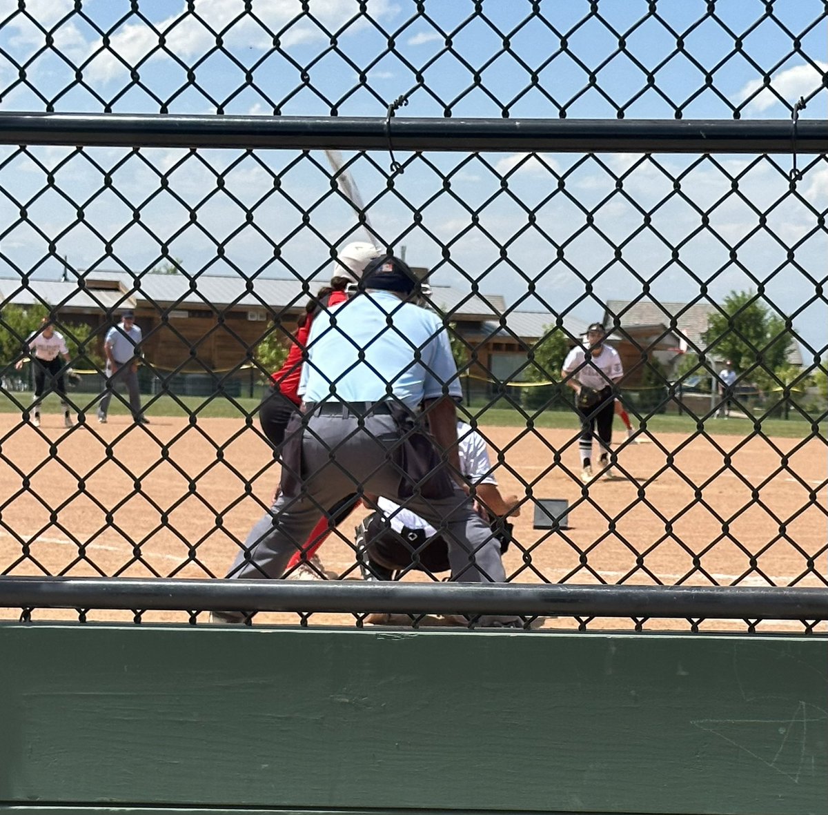 CoachBerSosa's tweet photo. Successful day in Colorado at @COSparkFire‼️ Excited to see @Peyton_Moya on the mound… She was on 🔥🔥🔥!! #SummerBall #ItsAlmostGoTime
@PHSFastpitch https://t.co/BM3A2vrMnk