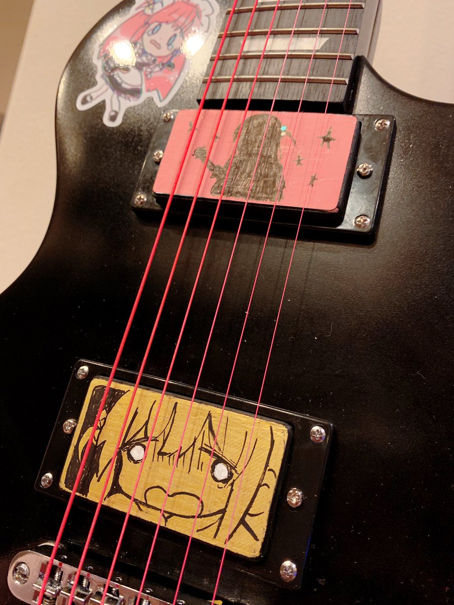 Belindraw's tweet image. 🎸 RTs appreciated to share! ✨

THE BOCCHI GUITAR IS DONE and IT LOOKS GREAT! 24+hours later I am so happy with the end result!

This was a super fun experiment! Please come see it in person at Anime Expo AA booth G42! (And yes it’s for sale!)

#ぼっち・ざ・ろっく #BocchiTheRock