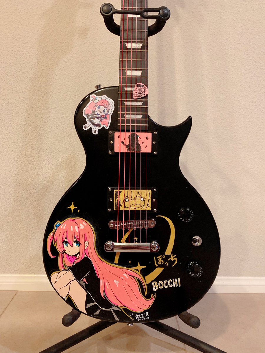 Belindraw's tweet image. 🎸 RTs appreciated to share! ✨

THE BOCCHI GUITAR IS DONE and IT LOOKS GREAT! 24+hours later I am so happy with the end result!

This was a super fun experiment! Please come see it in person at Anime Expo AA booth G42! (And yes it’s for sale!)

#ぼっち・ざ・ろっく #BocchiTheRock