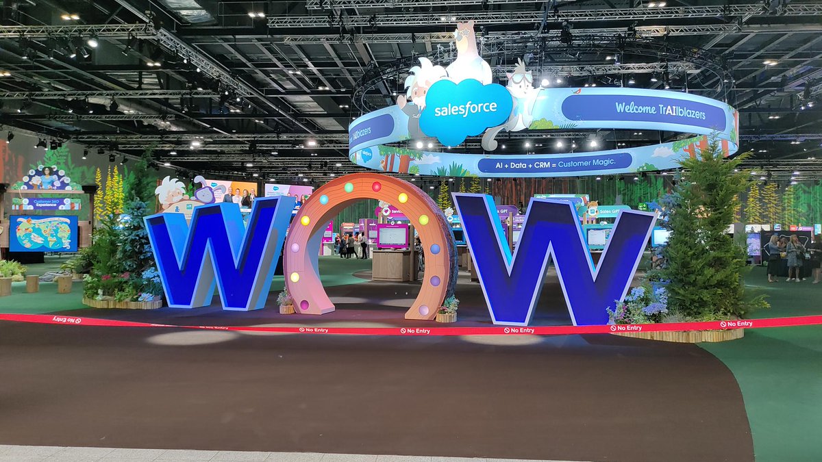 Our #BugendaiTech team has made its way to the much-anticipated #SalesforceWorldTour in #London.

@Salesforce
#salesforcetour #bugendaiohana #bugendaijourney #salesforceohana #event #salesforcelondon #salesforce #bugendaitech #worldtourlondon #Salesforcecta #sflondon2023