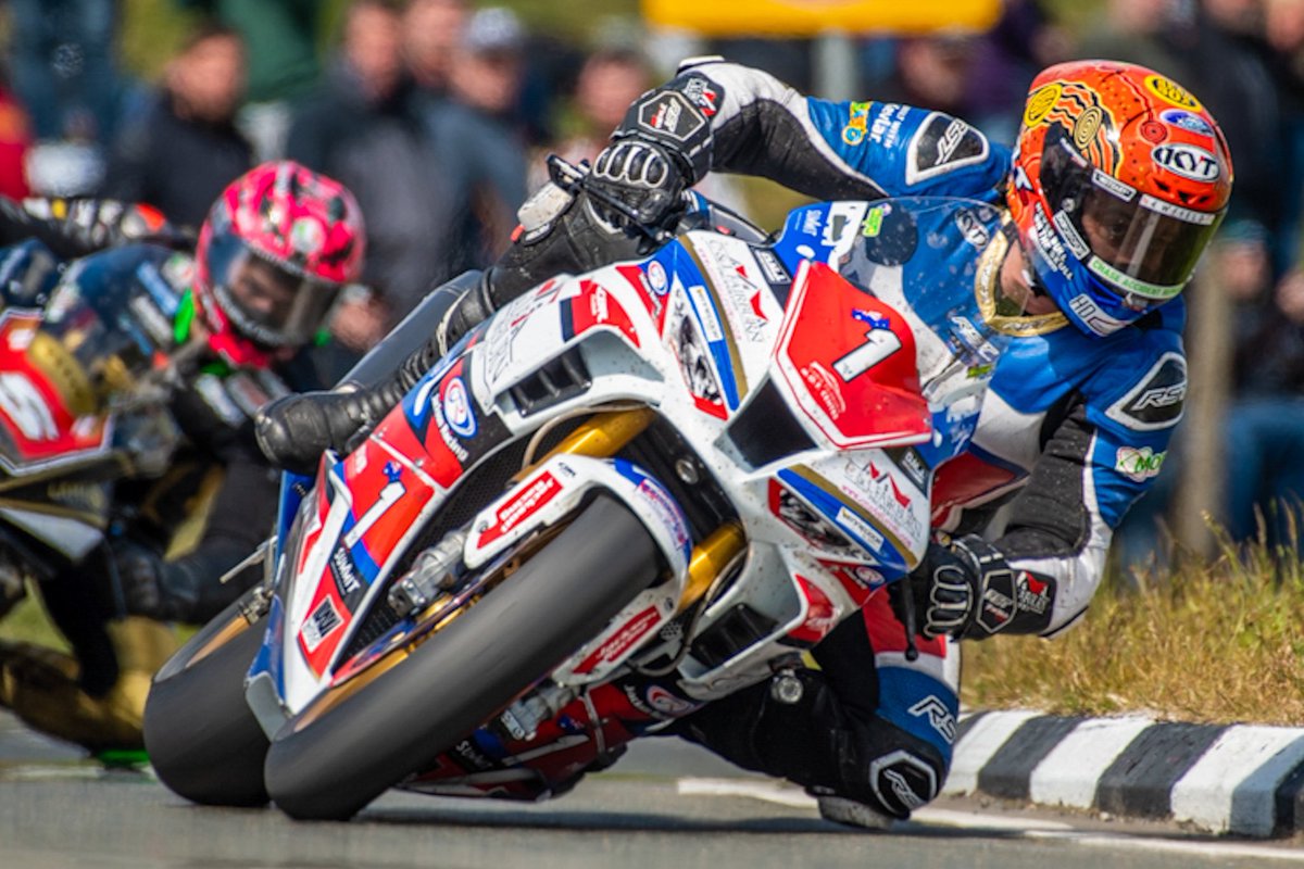 markspicsiom tweet media