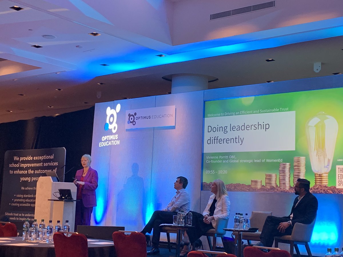 mindworkmatters's tweet image. The inspiring @ViviennePorritt talking about doing leadership differently.   Women make up 3/4 of the workforce and the majority of our future leaders are already in our staff-rooms. #oeMAT