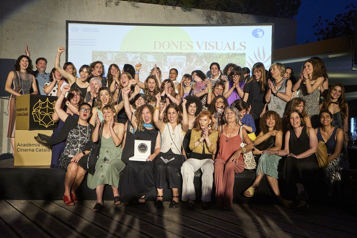 ✨<a href="/donesvisuals/">Dones Visuals</a>, guanyadores del X #PremiPepónCoromina 

academiadelcinema.cat/ca/actualitat-…