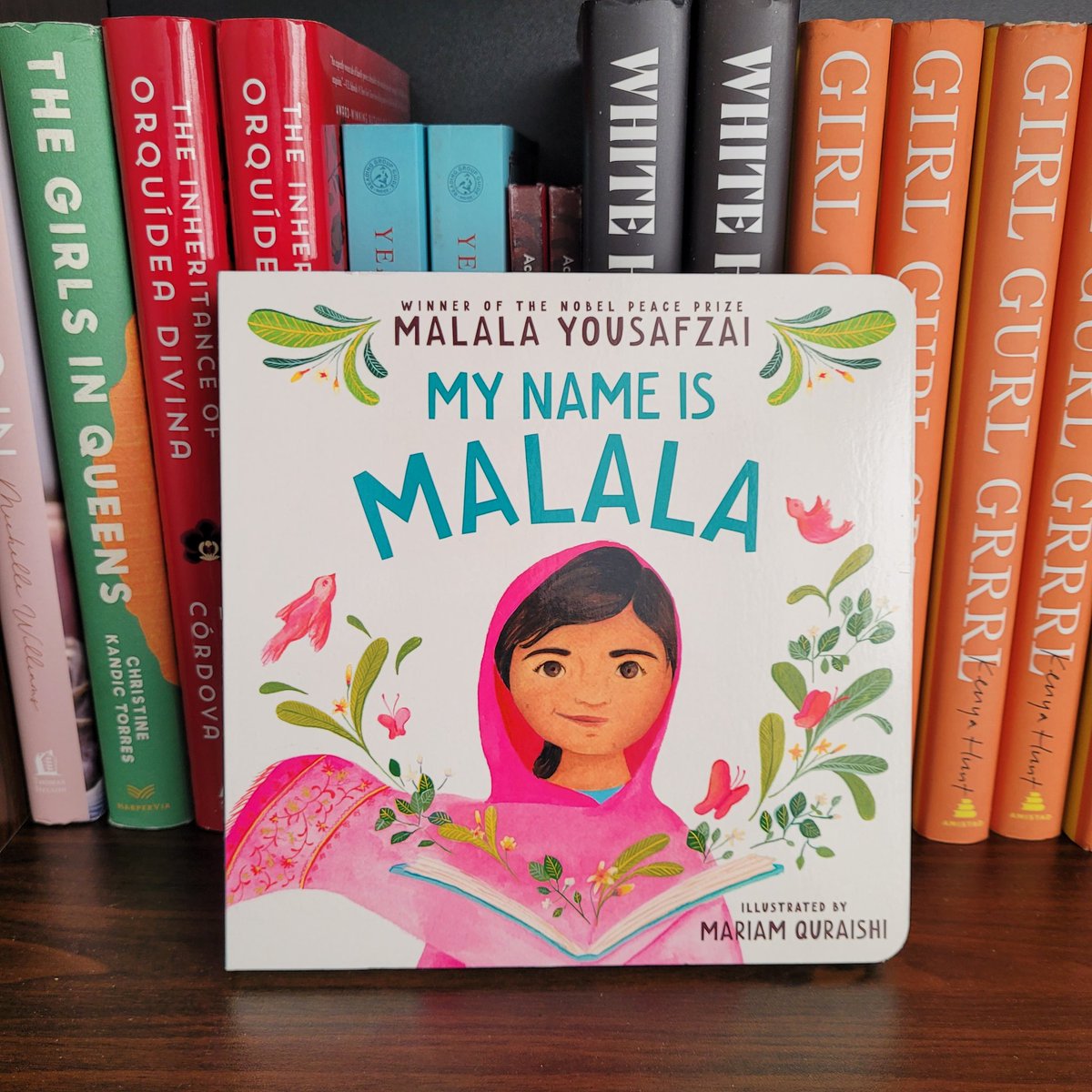 In her first board book, Nobel Prize laureate Malala Yousafzai introduces herself and her story to inspire the next generation of readers and leaders.
🛍️ tumasbooks.com/products/barga…