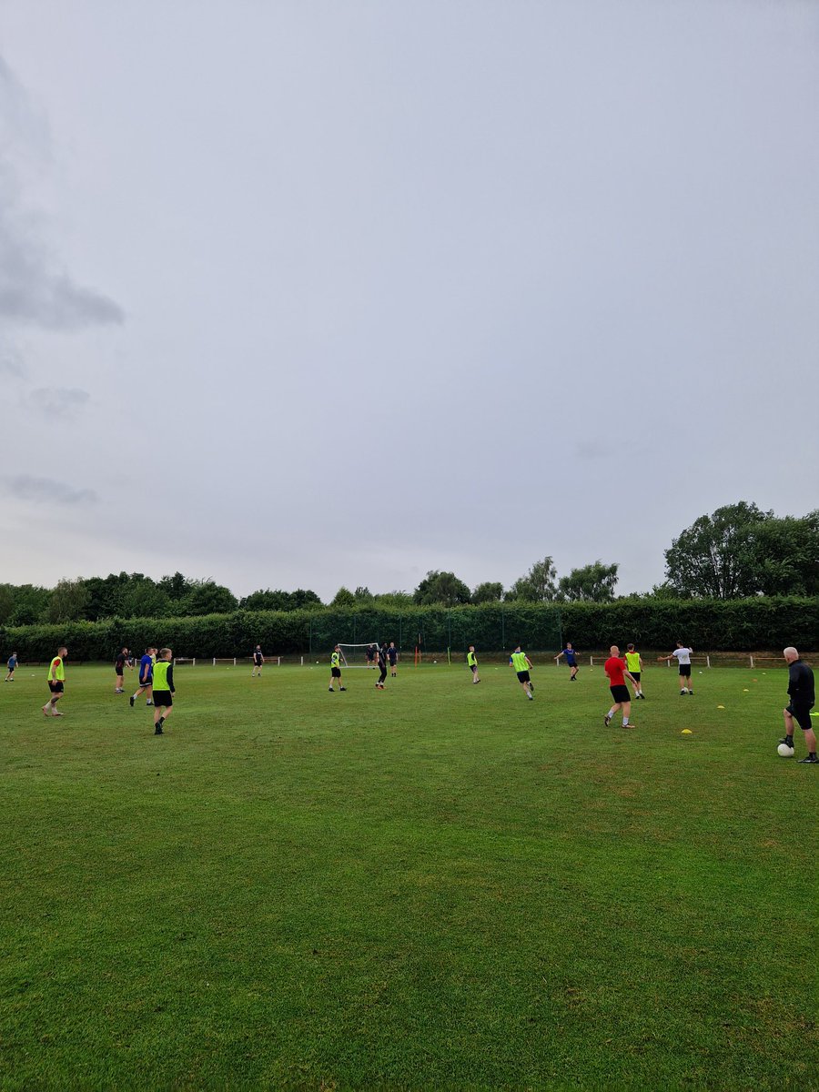 Another Good session last night at Houghton Main training well done all 🖤🧡