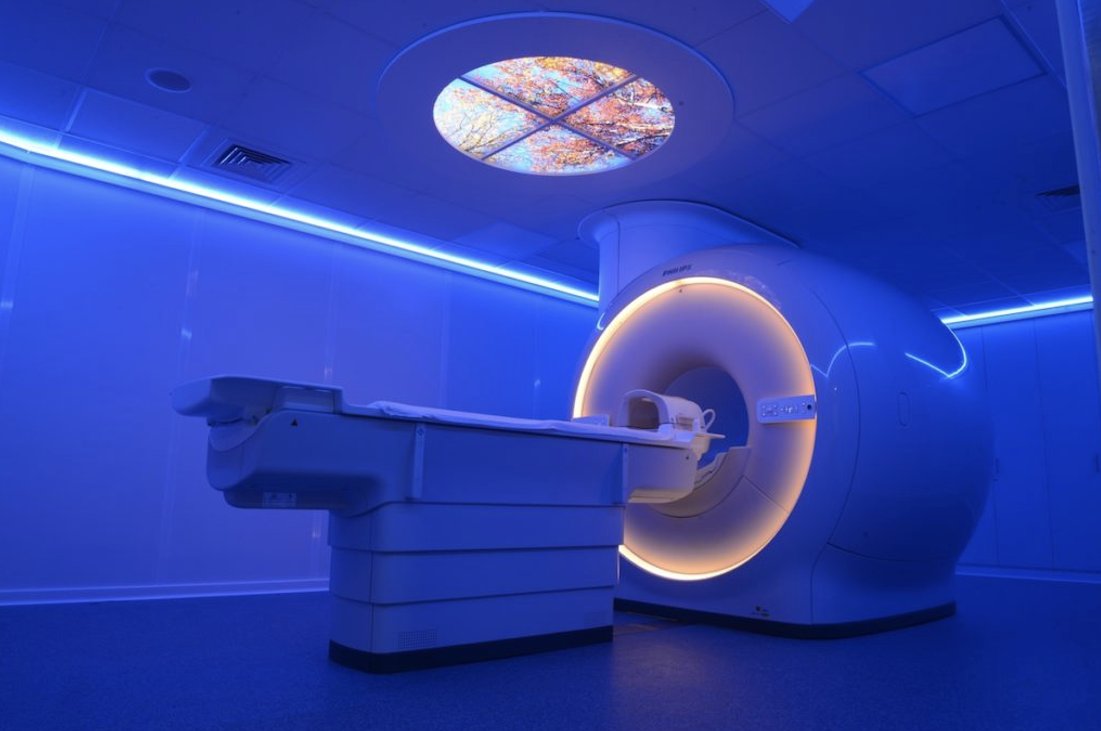 La resonancia cardiaca de estrés estudia la presencia de la isquemia o falta de riego sanguíneo en algún territorio del músculo cardiaco. ¿En qué consiste esta prueba? Nos lo explican en el blog de la <a href="/UICARdiologia/">Unidad Integral de Cardiología - UICAR</a> de nuestro hospital my.mtr.cool/lpbvbbiyxg