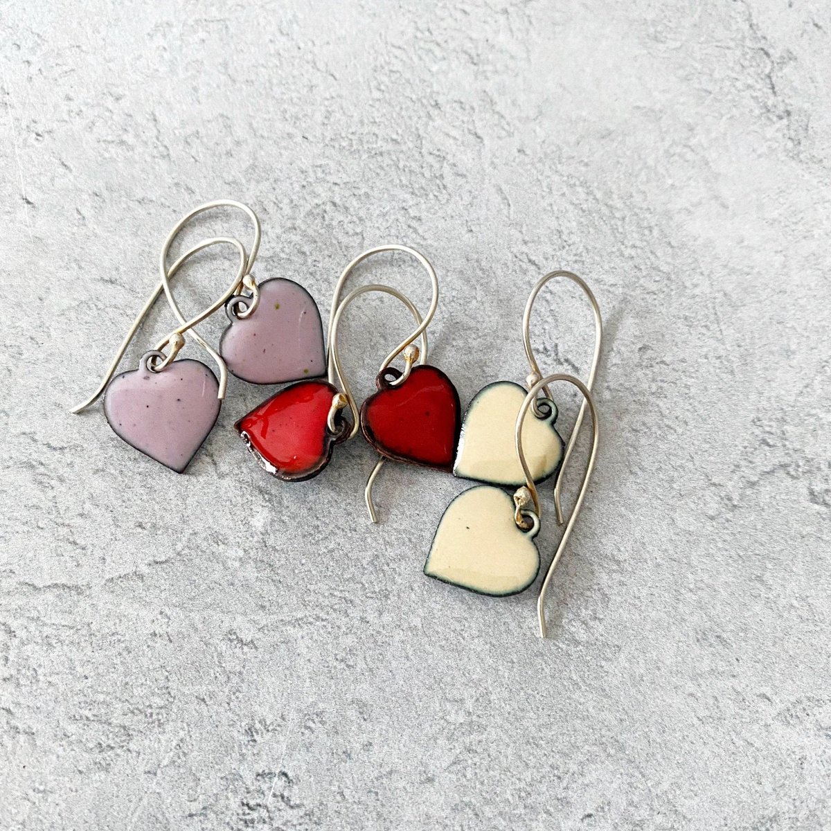 Enamel Heart Earrings tuppu.net/ded6719 ##UKGiftHour #giftideas #HandmadeHour #inbizhour #bizbubble #UKHashtags #MHHSBD #shopsmall #HeartEarrings