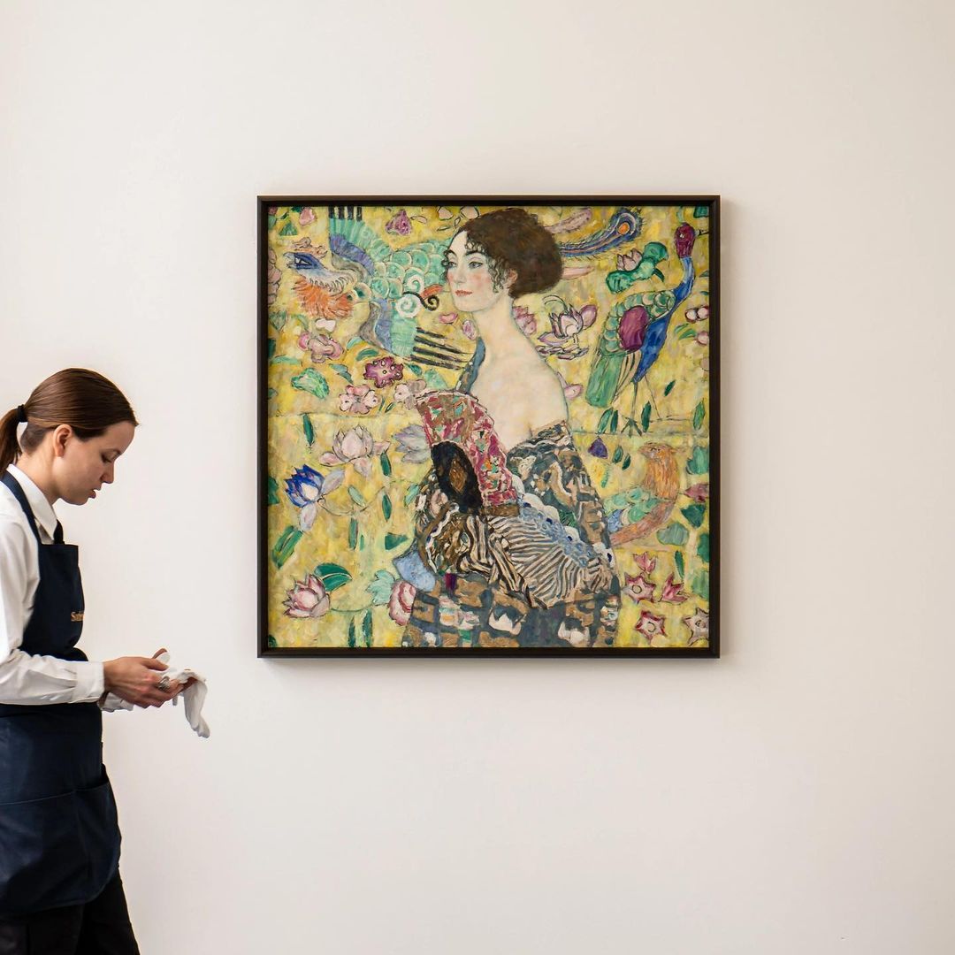 Gustav Klimt’s Dame mit Fächer (Lady with a Fan), 1917–18, became the most expensive painting ever to sell at auction in Europe during the Sotheby’s London Modern and Contemporary Evening Auction, after it hammered at an astounding £74 million ($94.3 million).

Article: Art News