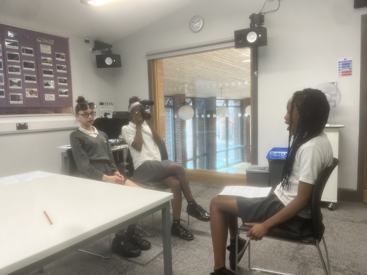 performance_tws's tweet photo. Twelve of our talented Year 8 drama students spent the day exploring TV and Film Production on Tuesday through exciting hands on workshops! Many thanks to @LPPartnerships and @LeightonParkMus for giving our students this wonderful opportunity! #tvproduction  #wearethewren https://t.co/nkGDsVtmdT