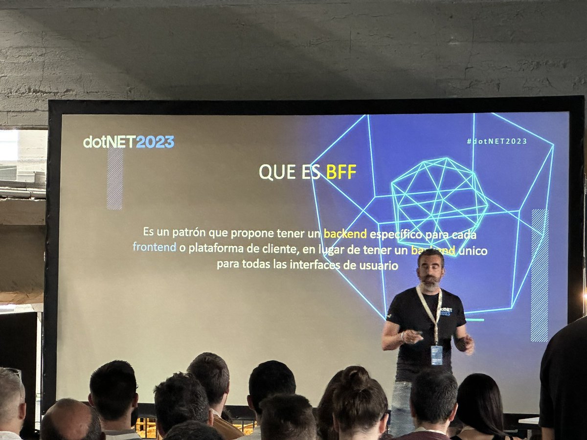 ritxardf's tweet image. Estilos arquitectónicos, explicando BFF! En #dotNET2023
