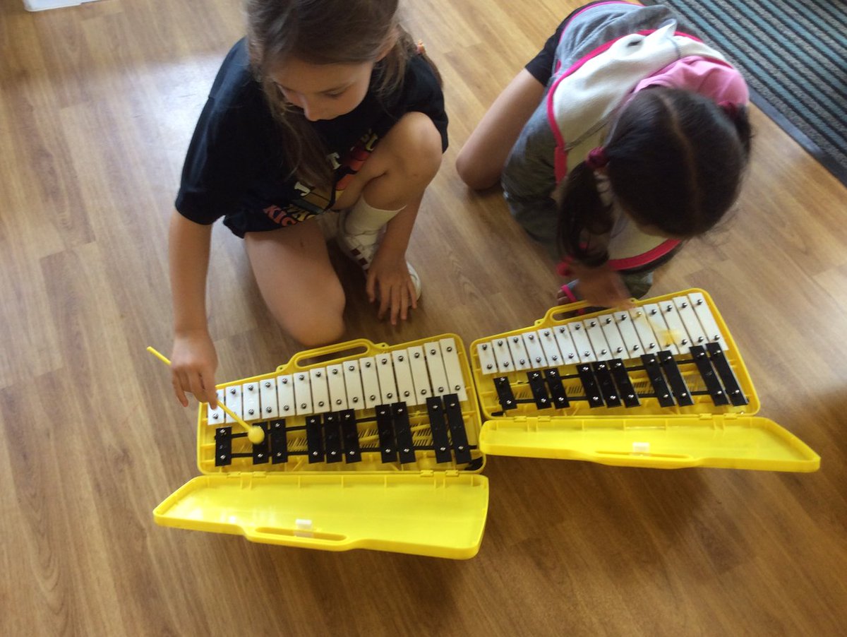 stbotolphs_sch's tweet image. 🎶Year 2 enjoyed using their knowledge of the pentatonic scale to listen to notes being played and then replicating the same notes using their glockenspiels. 🎶#Year2Learning #music @PKCKST @DEMAT__