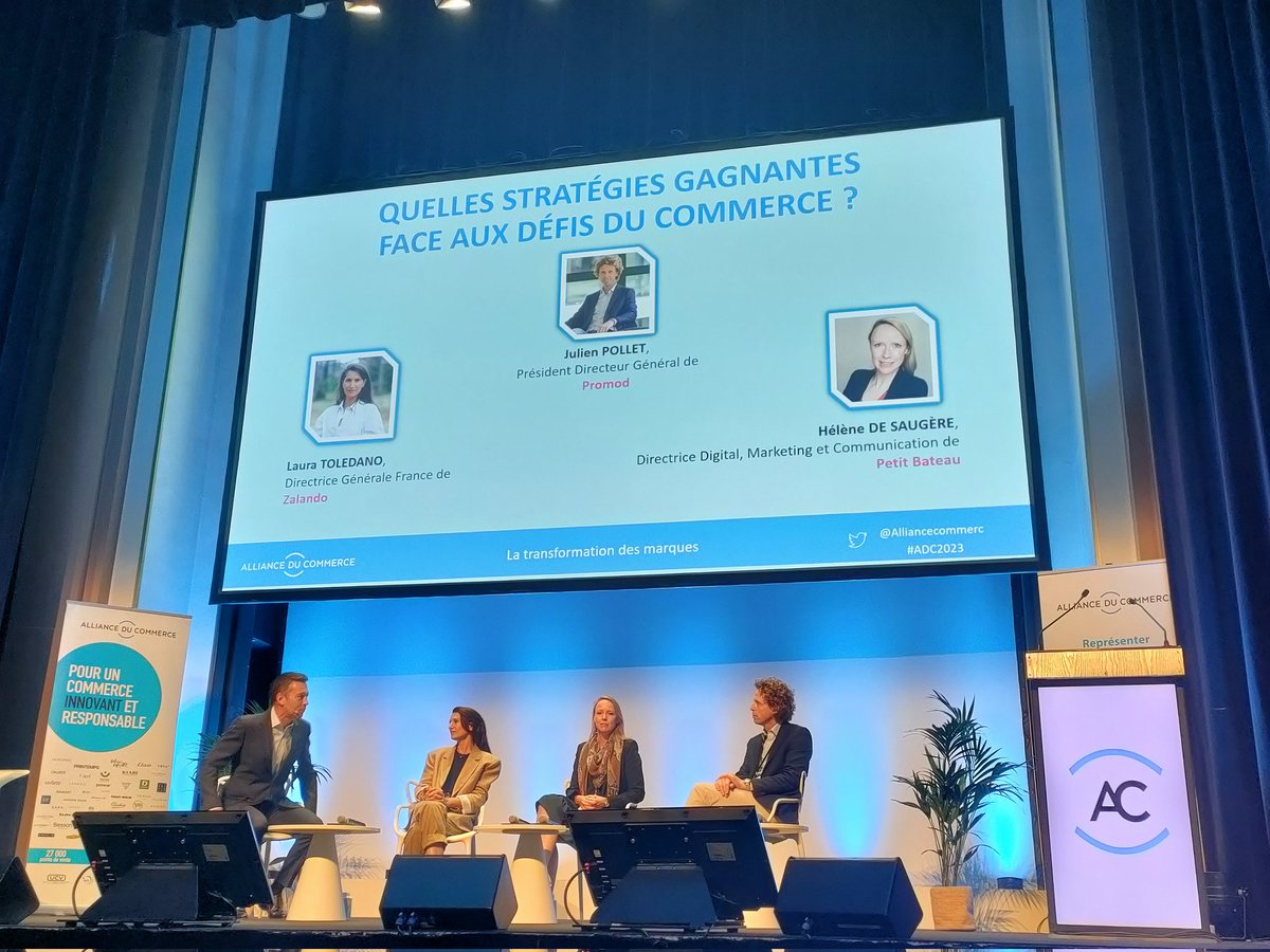 [#ADC2023] Lancement par <a href="/stephanejobert/">Stephane Jobert🎤</a> de la seconde table ronde sur les #stratégies gagnantes des #entreprises avec :
- Laura Toledano, <a href="/Zalando/">Zalando</a>,
- Julien Pollet, <a href="/Promod/">Promod</a>,
- Hélène de Saugère, Petit Bateau
#commerce #economie #textiles #debat