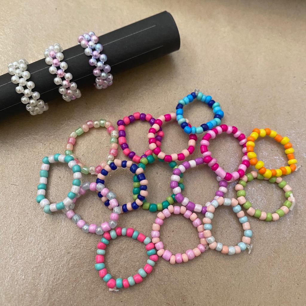 Seviaditaa's tweet photo. Giveaway time!! 💜
Karena idul adha mau giveaway shopeepay receh buat 2 orang end nanti malam 20.00 ya 🫶

Syarat RT and like 💞

Promosi flower beads bracelet juga yu yang mau order, bisa via shopee, bisa keep event, pembelian 1 pcs flower beads bracelet free 2 pcs beads ring https://t.co/VOMLRs0NuV