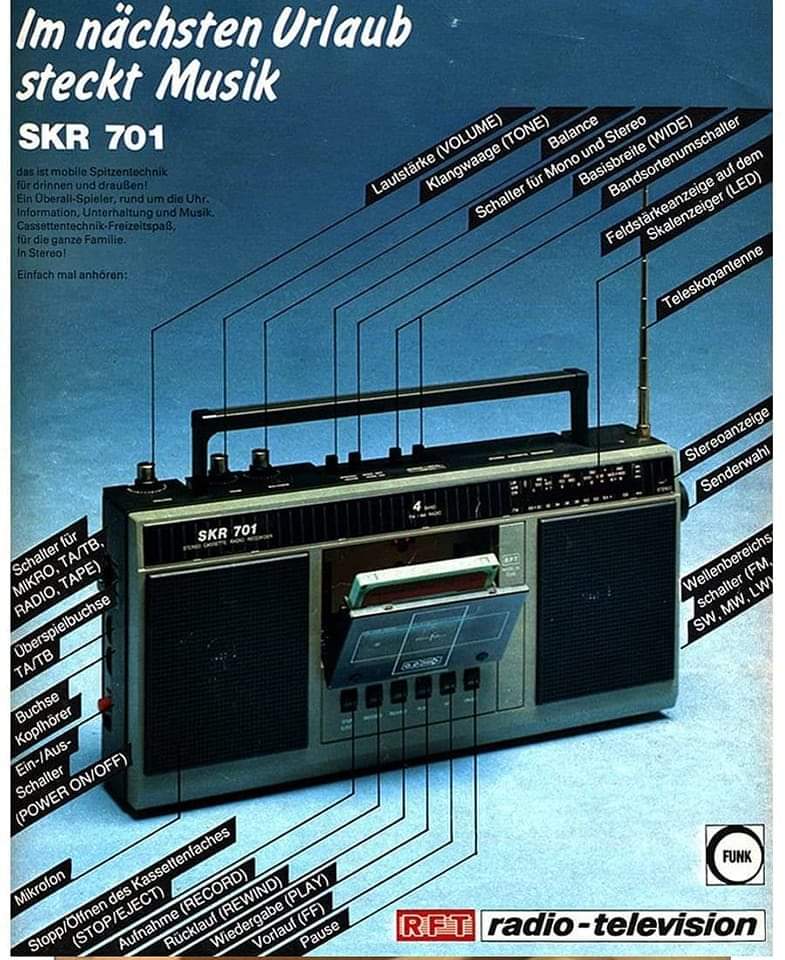 DDR_Reklame's tweet photo. Der #SKR701 ist ein Stereo-#Kassettenrekorder und wurde ab 1986 im VEB Kombinat Sternradio Berlin gebaut. Dabei handelt es sich um eine vereinfachte Version des SKR 700.
#Radio #Stereo #Musik #Kassette #RFT #VEB #Kombinat #Sternradio #Berlin #DDR #GDR #Ostalgie #EastGermany https://t.co/Zu6tbgVcMz