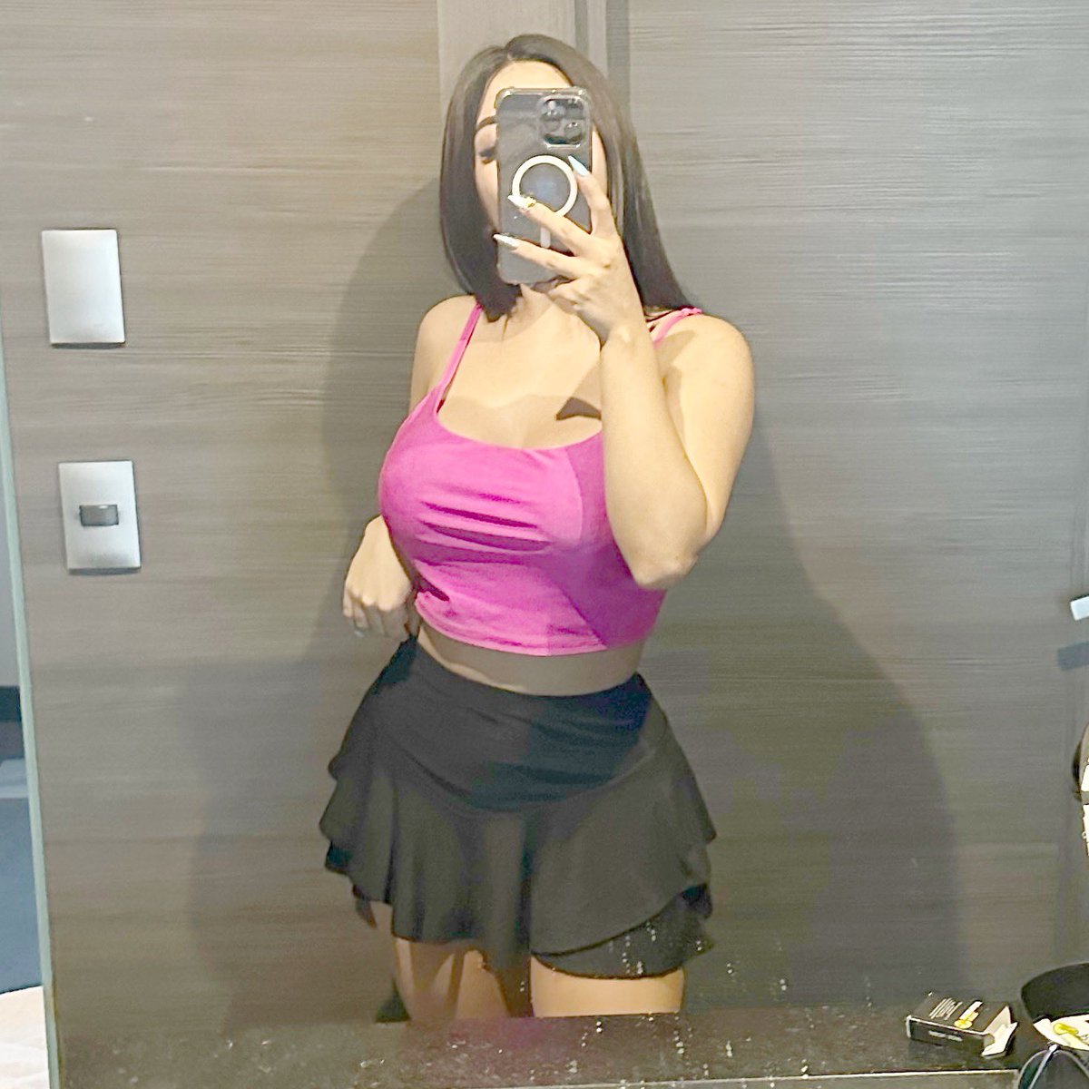 DollyKellyReal's tweet photo. Besitos de buenas noches para tod@s 💋 https://t.co/pXHIfqTIds