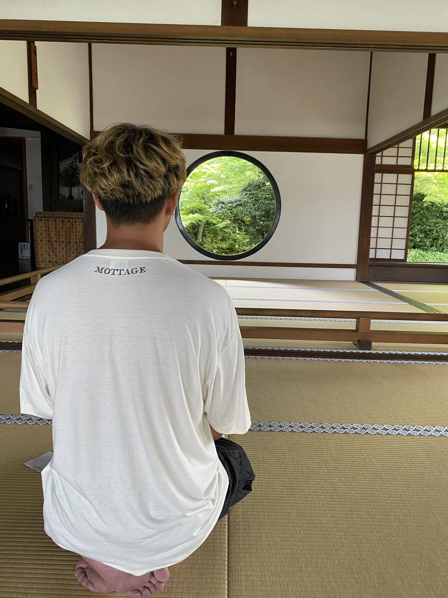 ShunIgarashi50's tweet photo. 悟りの窓とMOTTAGE
#Mottage https://t.co/DDi24A8zN6