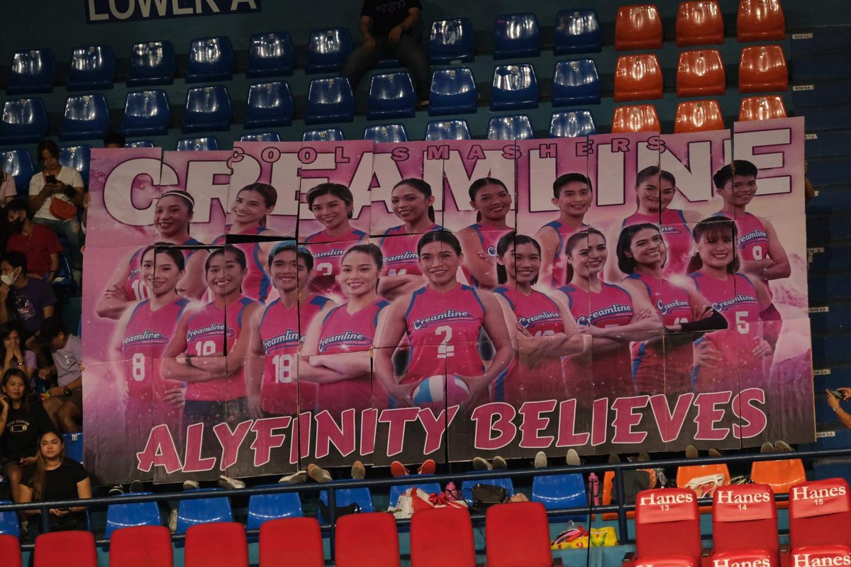 Alyfinity2's tweet photo. Let’s go Creamline, let’s go!! Alyfinity supporting the @CoolSmashers for today’s game 💗

#CreamlineCoolSmashers
#CreamlineCreamyIceCream
#ElevateTheGoodVibes https://t.co/dY50d5pERO