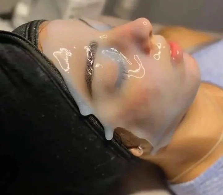 444triste's tweet image. Yo enamorado te pondría mascarilla todas las noches