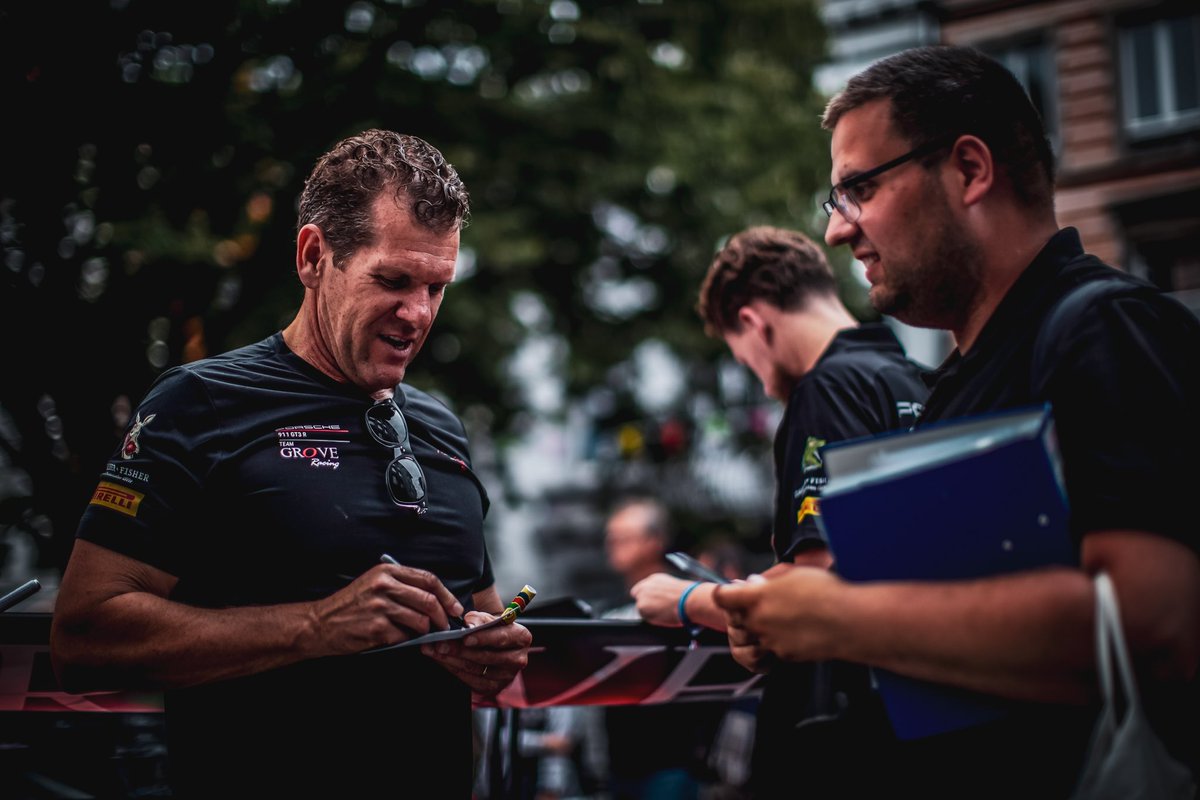 Parade highlights ✍️

@BrentonGrove @earlbamber @EBMTeam @24HoursofSpa 

#groveracing #EarlBamberMotorsport @PorscheRaces @PorscheMspAU