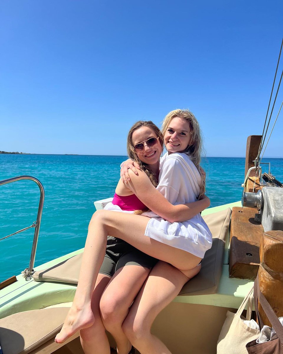 PlanMyGapYear's tweet image. brooklynn.nelson on her adventures in Greece 🇬🇷 So many amazing memories 😍

“My first solo travel experience, and I didn’t feel solo once. I couldn’t have asked for a more well organized experience. The staff were always available to answer any questions I had and I made so many