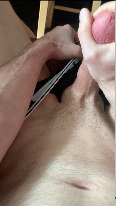 Stroke it https://t.co/qH40UKYWDB