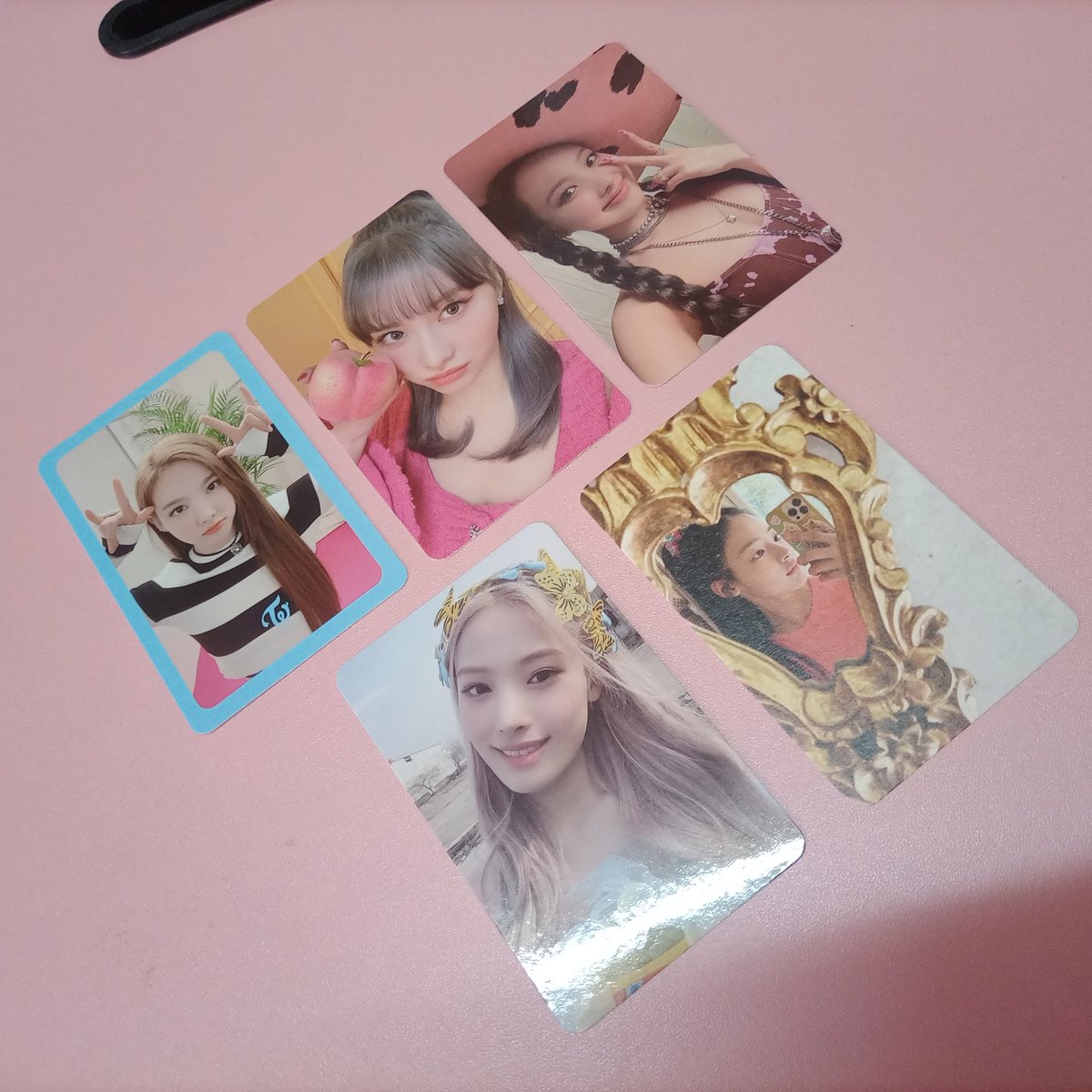 strawberryeonnn's tweet photo. wts lfb ph 

nayeon fancy &amp; cow girl, momo peach, jinni nabi, minji mirror selfie

500 pesos set (free pf if payo)

- onhand
- mint condition
- payo (prio) / 50% dp (non refundable), remaining bal. after 3 days 
- mop: gcash
- mod: direct j&amp;t
- no rush shipping!!

📍 bulacan https://t.co/3OdgR6Xztm