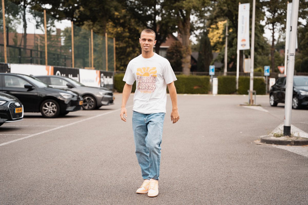 WillemII's tweet photo. Back in town 📍
#SeasonPreps⚡️ https://t.co/IBNRRVXhNS
