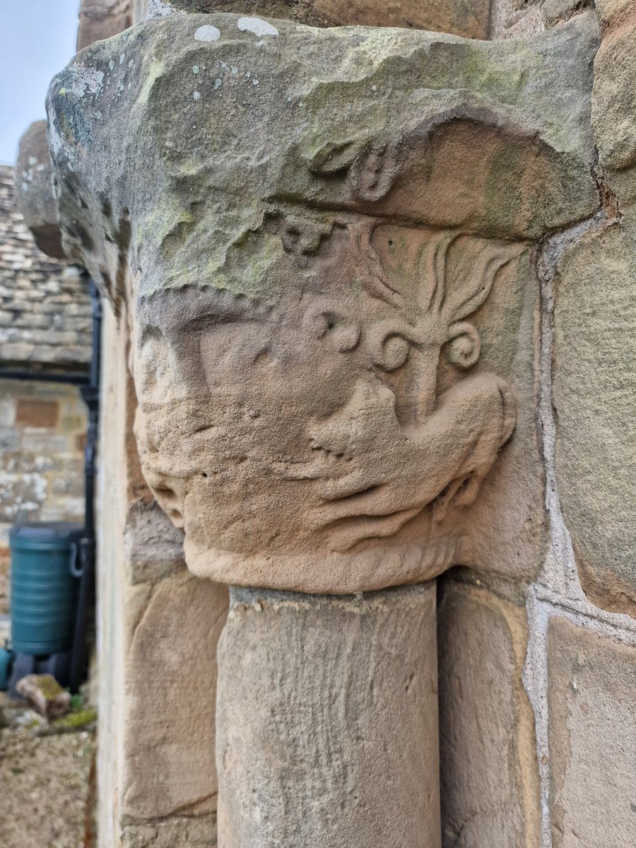 Bonus church with #tinylions for #AdoorableThursday at Upleadon, #Gloucestershire, the doorway solidly late Norman, with a Agnus Dei (crude, says P), and two lions. Another creature guards a tree on the capital. This church is well protected!