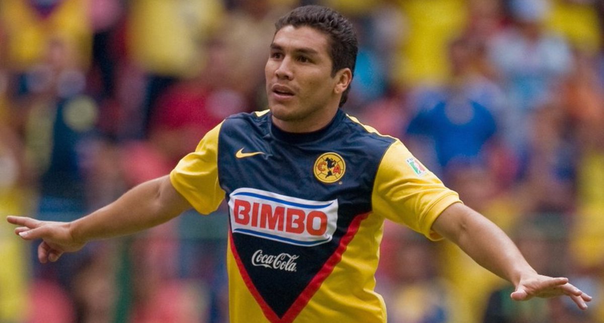 InvictosSomos's tweet photo. ORDÉNALOS DEL 1 AL 4. 

¿Quién fue mejor delantero en la Liga MX?

Solo se debe considerar su paso por México. 

Favor de responder sin escudos y sin baits. 

Sabemos que no nos van a fallar.