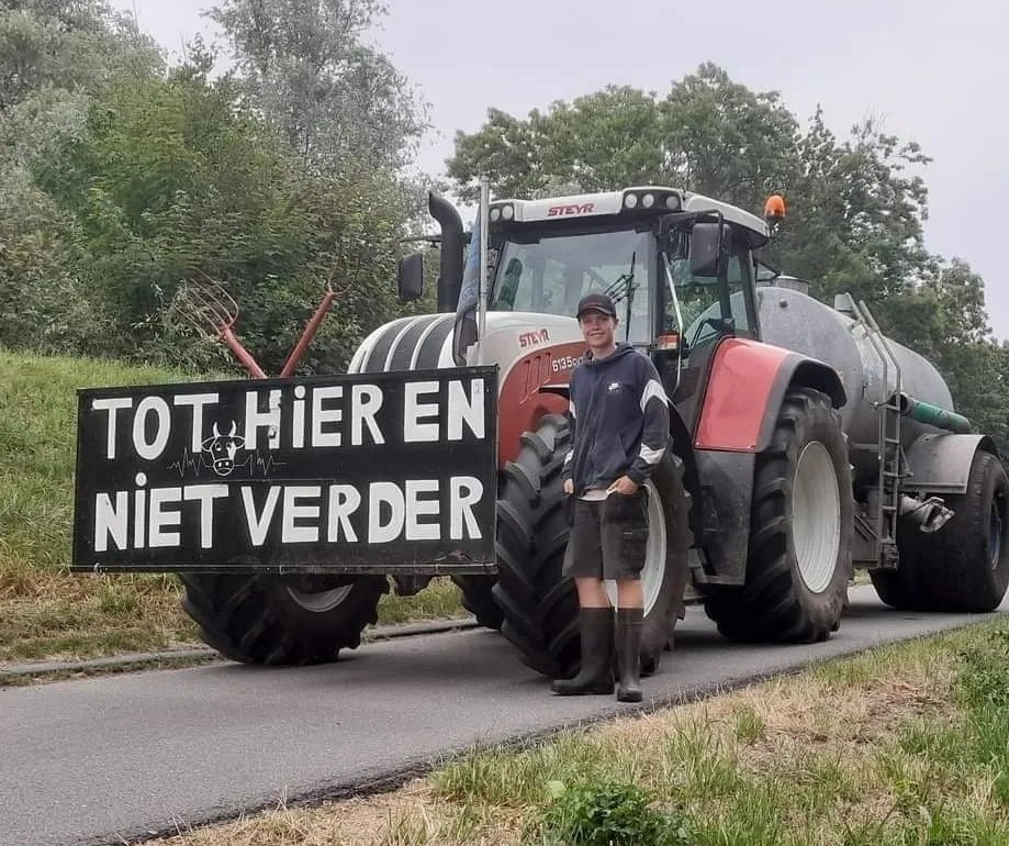 Er zijn nu al DUIZENDEN boeren onderweg naar Den Haag! Ze komen met 1 doel! Rutte 4 laten VALLEN! 

Doe een ❤️ &amp; RT als je onze boeren daarin steunt!