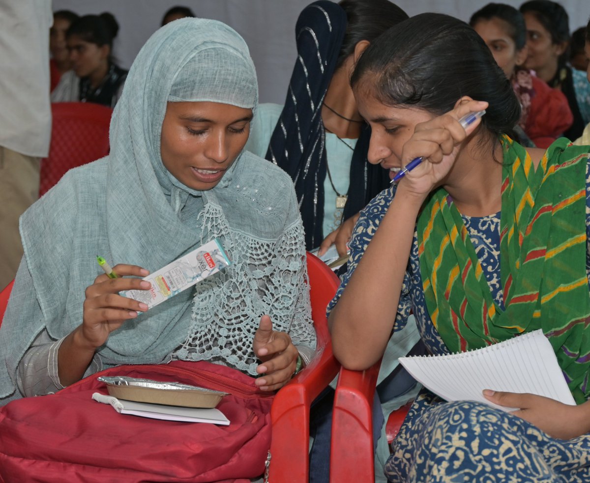 cecoedeconindia's tweet photo. CECOEDECON and EMpower organized a disseminating event on Wednesday at Malpura, Tonk, under the project #HamariAwaz. 50+ vibrant girls from 12 Gram Panchayats of Malpura block were felicitated in the event.

Government officers from various departments viz. graced the event. https://t.co/ns7Jv5E8Ft