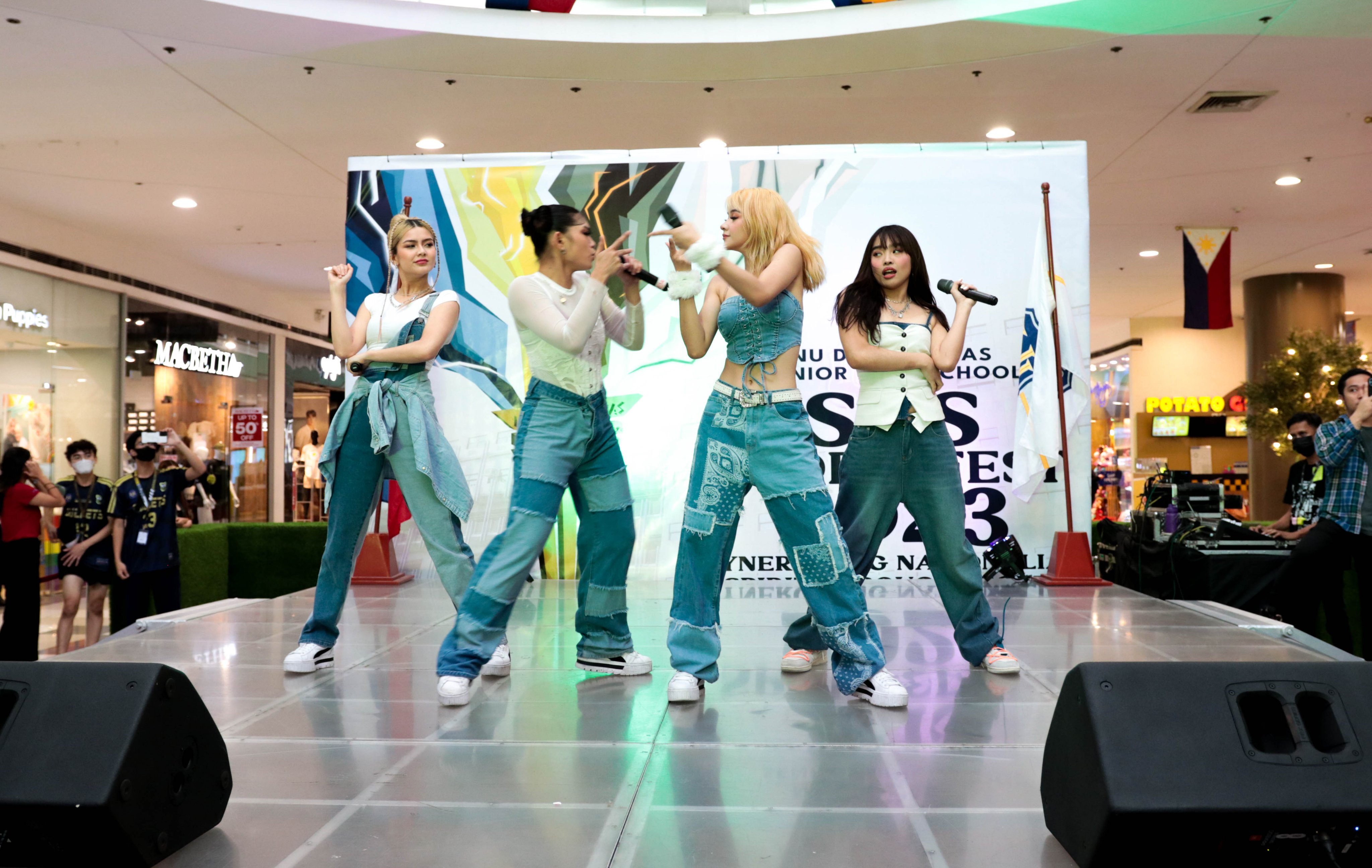 FzxXvabaYAA2zyM?format=jpg&name=4096x4096