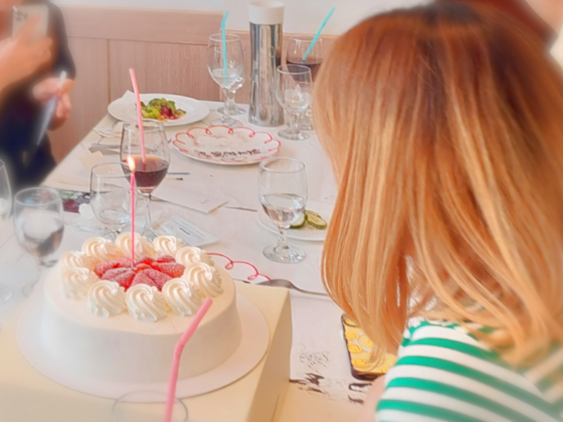 compcogdev's tweet image. Farewell lunch for our Lab Manager, Kawon. Thank you Kawon for your contribution over the years, and as a founding member of the lab! Best wishes on your next exciting journey!