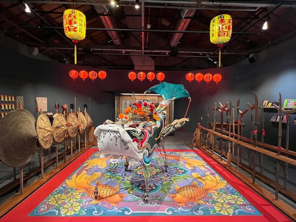 #Arte | Una instalación que se asemeja a una criatura mítica creada por el artista taiwanés Li Yu-shen se expone en el Parque Cultural Siao-Long, en la ciudad de #Tainan, en el sur de #Taiwán🇹🇼. 🏮🎨
(📷Gob. Cdad. Tainan)

#ComeVisitTaiwan