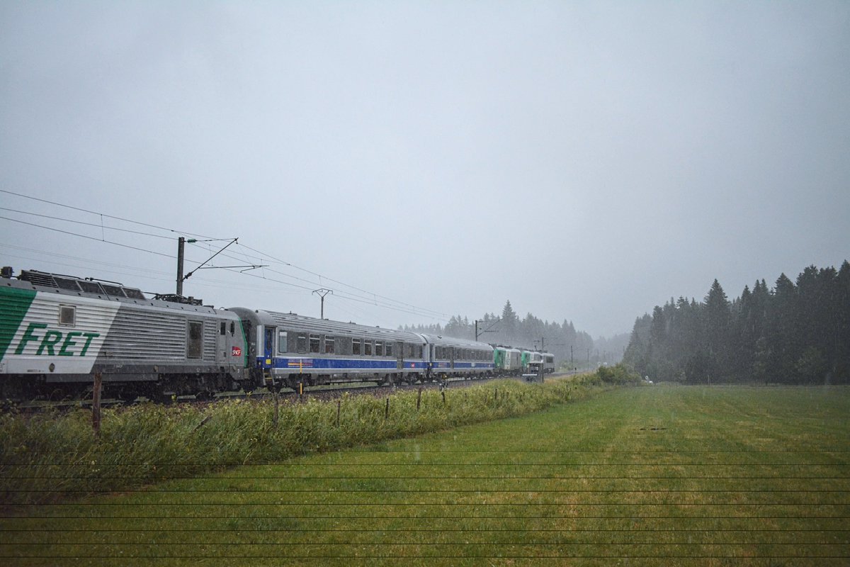 trainspotterBFC's tweet image. Instant #trainspotting !
Avec ce train de l&apos;AEF, qui effectue des tests avec les #BB27000 #ETCS sur la ligne de la Bosse en Juin 2022 !