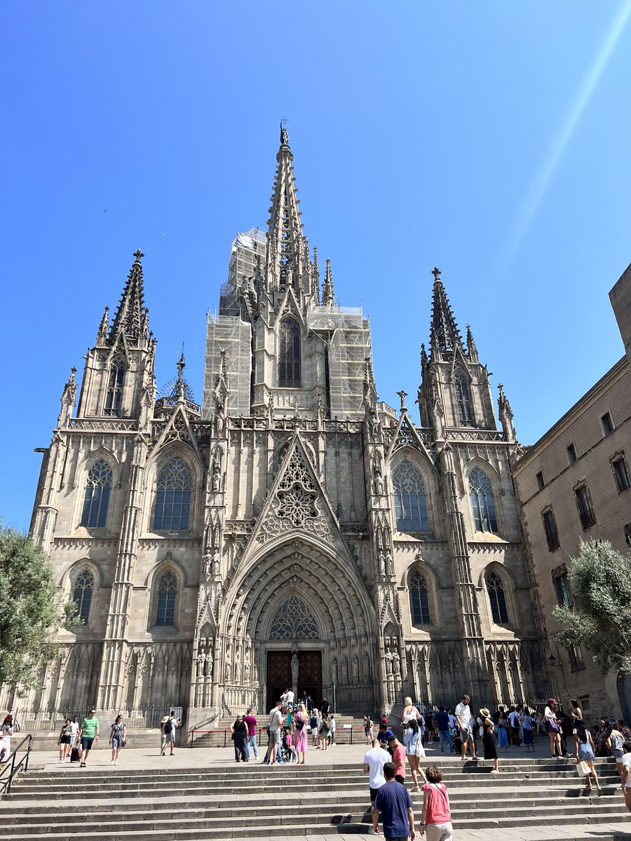 What great two weeks for the <a href="/coleggwent/">Coleg Gwent</a> BGLZ Sport learners in Barcelona, thanks to @erasmusplusUK for giving the learners an opportunity of a lifetime taking in the sights, culture and excursions. ✈️ ☀️ 🇪🇸 #opportunities #memories <a href="/djc326/">Dan Coles</a>