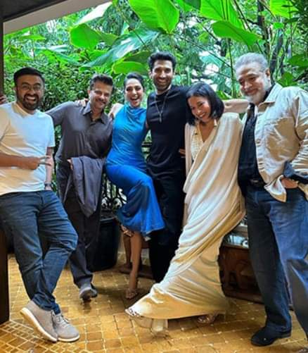 #AnilKapoor hosted his #TheNightManager team at his residence. He took to Instagram and shared a group picture with his co-stars #AdityaRoyKapur, #SobhitaDhulipala, #TillotamaShome, #RaviBehl, and director #SandeepModi, at his house.