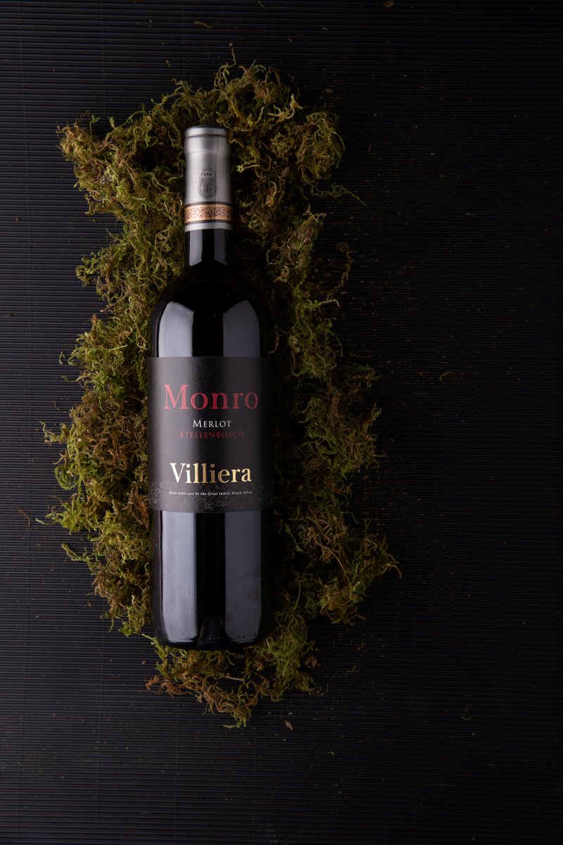 villiera's tweet image. Our Monro Merlot is the perfect wine to pair with juicy roast beef.  The forthcoming berry fruit, velvety texture, and complexity will envelop the rich flavours of the beef adding to the enjoyment.  This wine is available to purchase in our Online Shop.
#villiera #monro #merlot