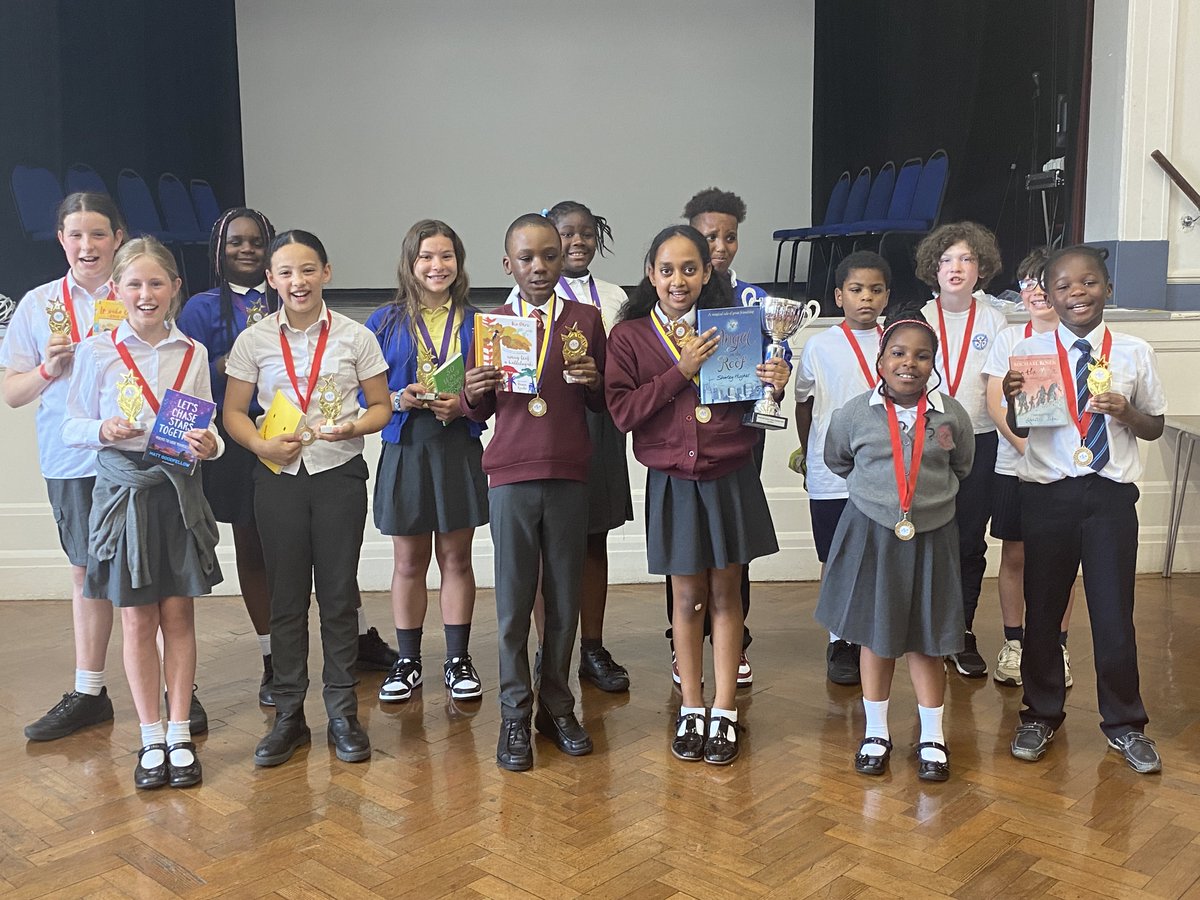 Windmill Cluster (@windmillcluster) on Twitter photo Amazing performances at the Cluster Poetry Festival Final! Congratulations to all our super-talented and inspiring young poets and big thanks to St Martin's for hosting us <a href="/Holy_TrinityCE/">Holy Trinity Church of England Primary School</a> <a href="/JubileeBrixton/">Jubilee Primary School</a> <a href="/ChristChurchSW2/">Christ Church Primary</a> <a href="/stjudeslambeth/">St Jude's C of E</a> <a href="/StLukesCESch/">StLukesCESchoolSE27</a> <a href="/weare_stmartins/">St Martin-in-the-Fields High School for Girls</a> 💓 Amazing performances at the Cluster Poetry Festival Final! Congratulations to all our super-talented and inspiring young poets and big thanks to St Martin's for hosting us <a href="/Holy_TrinityCE/">Holy Trinity Church of England Primary School</a> <a href="/JubileeBrixton/">Jubilee Primary School</a> <a href="/ChristChurchSW2/">Christ Church Primary</a> <a href="/stjudeslambeth/">St Jude's C of E</a> <a href="/StLukesCESch/">StLukesCESchoolSE27</a> <a href="/weare_stmartins/">St Martin-in-the-Fields High School for Girls</a> 💓