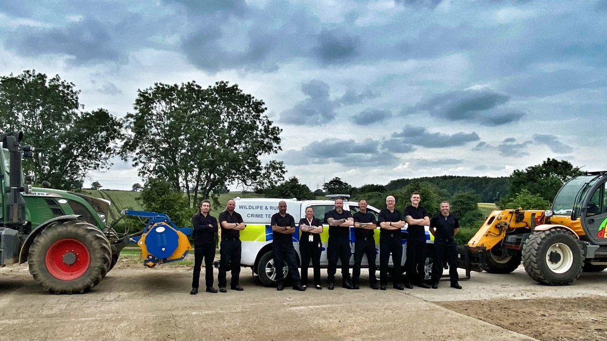 Yesterday we had Combined Industries Theft Solutions training in relation to stolen plant and machinery.  Massive thanks to <a href="/DatatagID/">Datatag</a> and <a href="/LeicaGeo_UKI/">Leica Geosystems UK & Ireland</a> for an informative day - we also managed to get a team photo on the way back to base