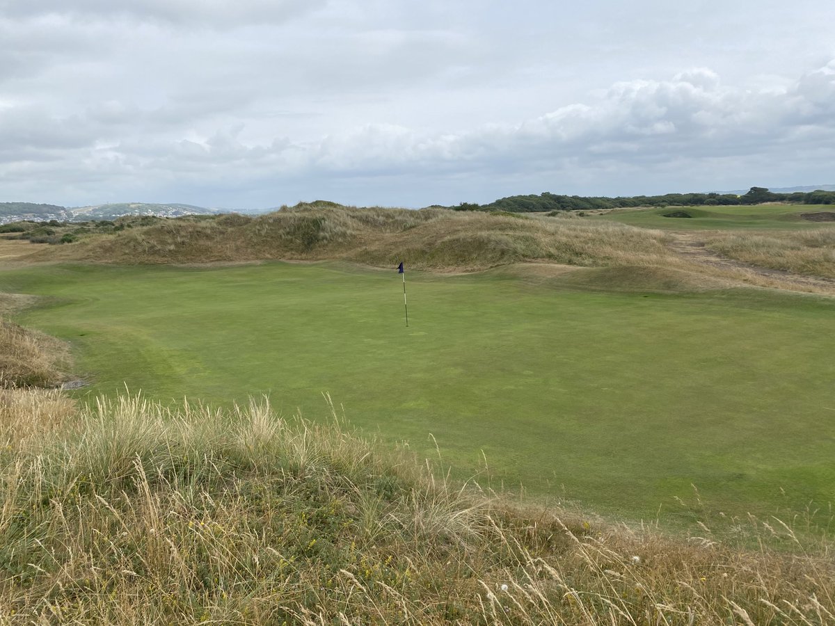 ⁦@SauntonGolfClub⁩ Just a few glimpses of what top class links golf looks like…. Incredibly special place and people #lovedevon