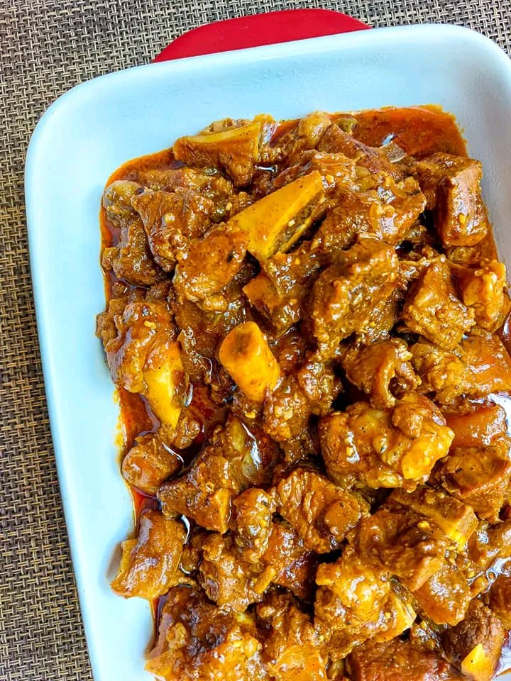 _Mashudu_M's tweet image. Beef Stew        or      Chicken Stew