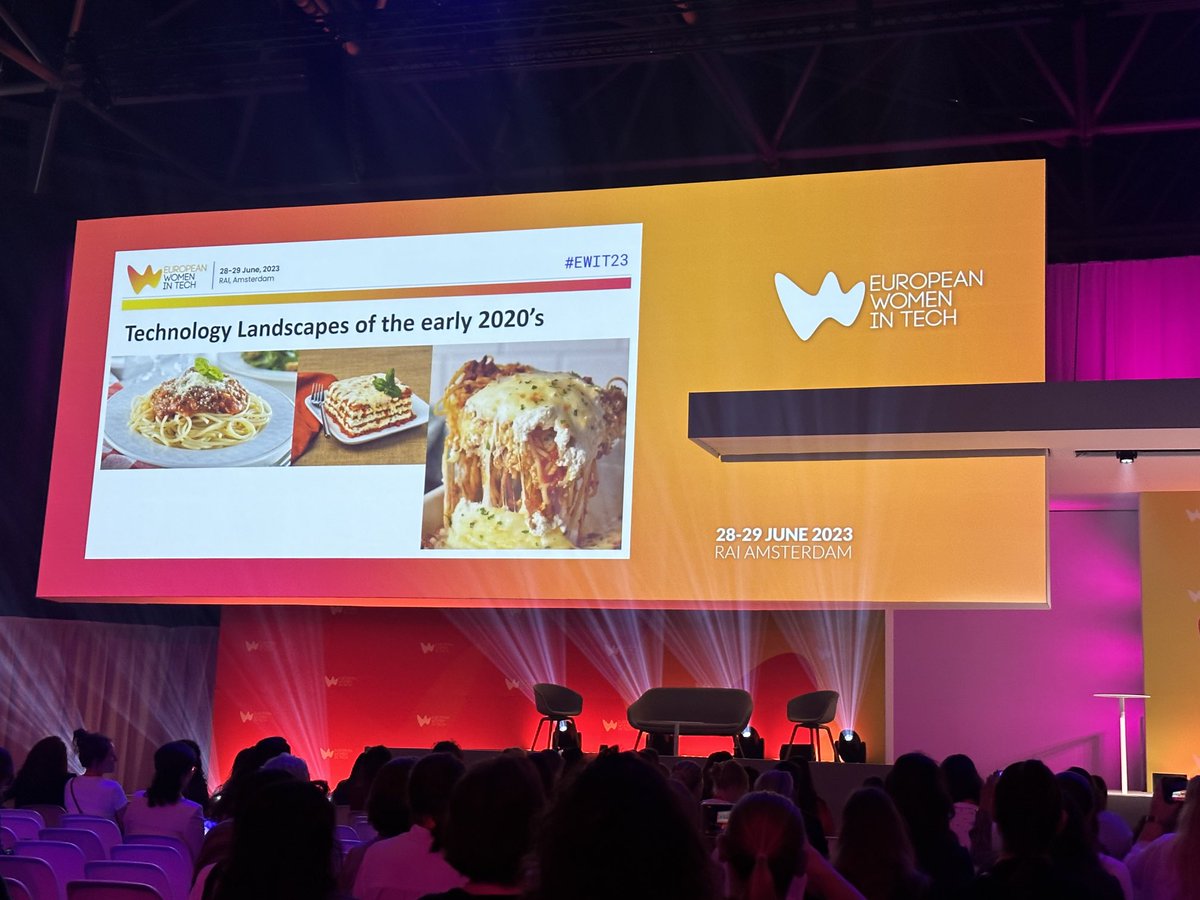 Listening to Victoria Bunyard from IBM talking about the architecture of the early 2020's. 

It's not spaghetti,neither lasagna (fake!), but a combination of both.

Whoops 🙄💁‍♀️#EWIT23