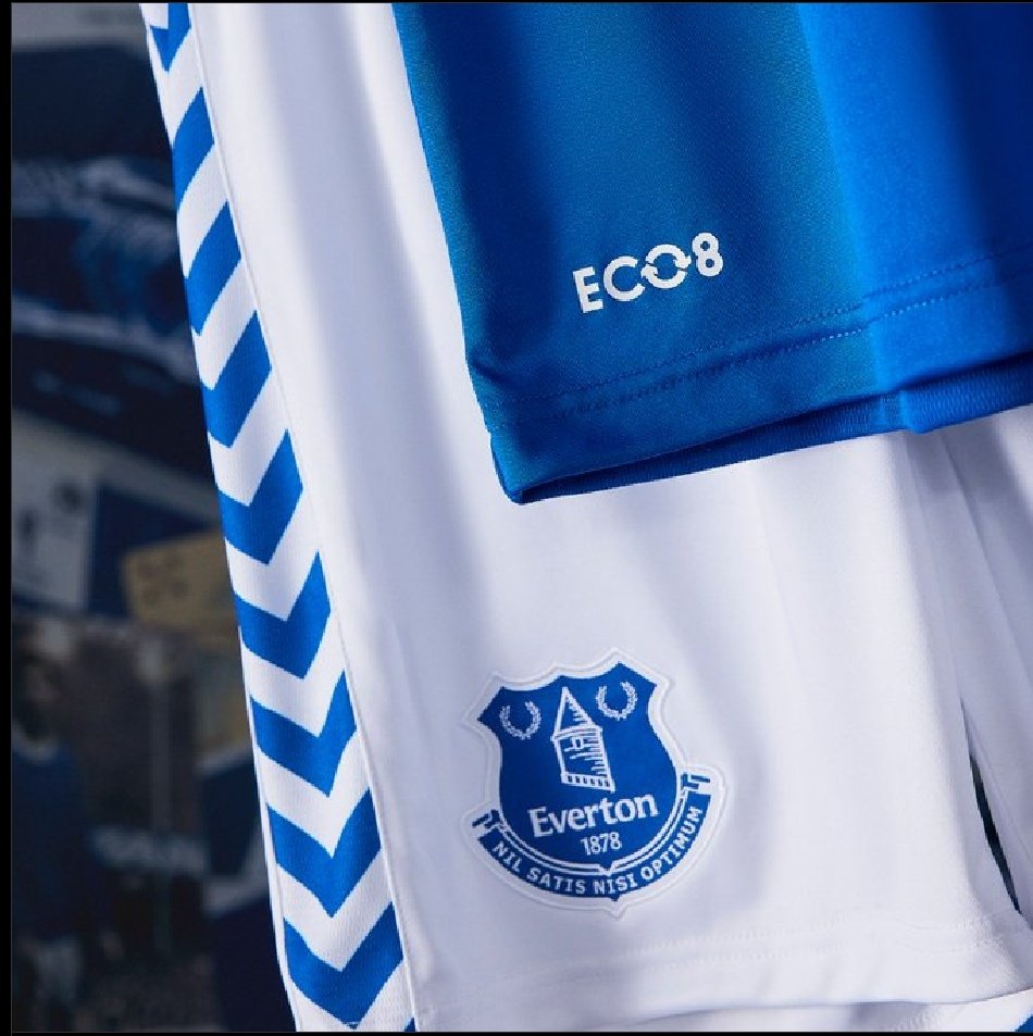 Everton'ımızın, 2023-24 sezonunda giyeceği iç saha forması görücüye çıktı.

💥 Estetik

#EFC | #COYB