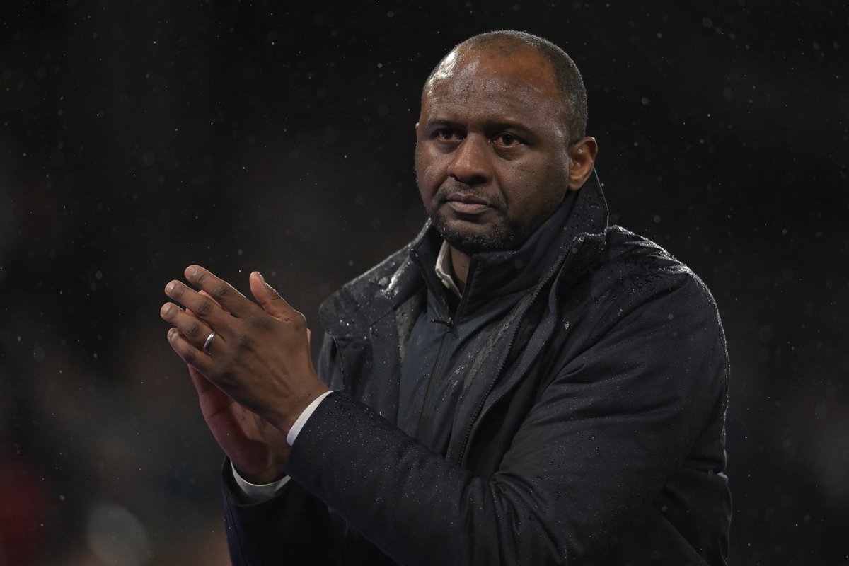 Patrick Vieira is now the favourite to take the helm at Racing Club de Strasbourg.

{L'Equipe}