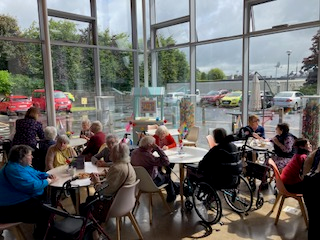 StaffNewsWNW's tweet photo. 🏳️🌈The Sacred Heart Hospital Castlebar are embracing the HSE inclusivity of all👏
☕️They hosted a coffee morning for both residents and staff to celebrate #PrideMonth to raise awareness of LGBTQ+ community both in older person services and the wider community.
#Pride #hsepride https://t.co/lEcwL2arJX