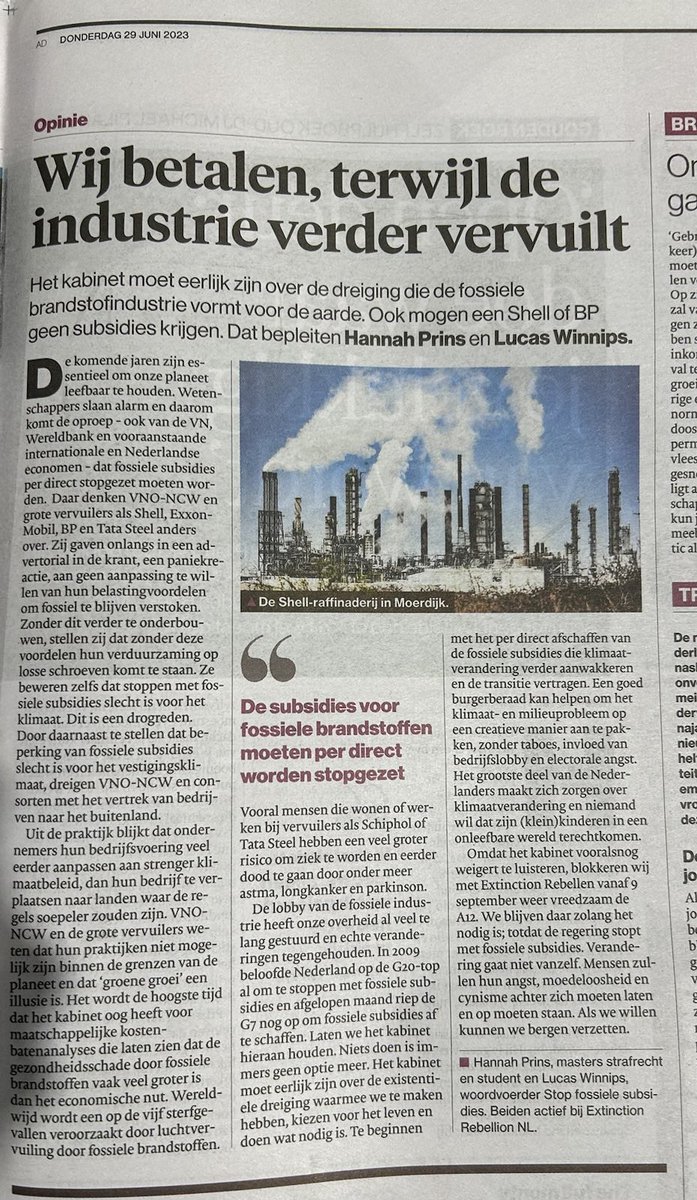 LWinnips's tweet photo. Vandaag staat deze opinie van ⁦@prins_hannah⁩ en mij in het AD. De boodschap lijkt me duidelijk: #StopFossieleSubsidies https://t.co/e7zCL1yDly